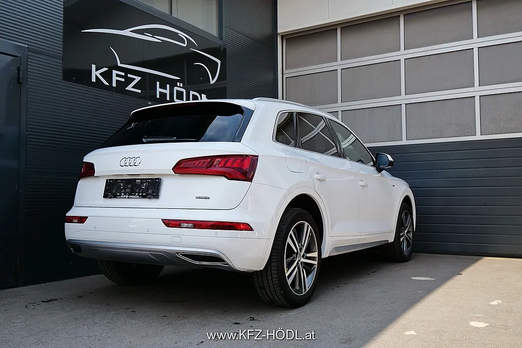 Audi Q5 2,0 TFSI quattro sport S-tronic*S-line* Image 2